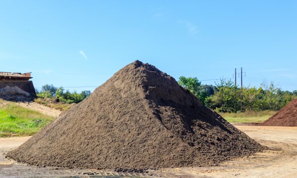 Bulk Topsoil Delivery in Fort Myers