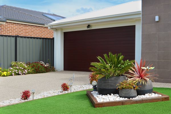 Front Yard Landscaping in Fort Myers