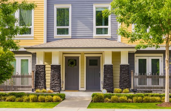 Townhouse Landscaping in Fort Myers